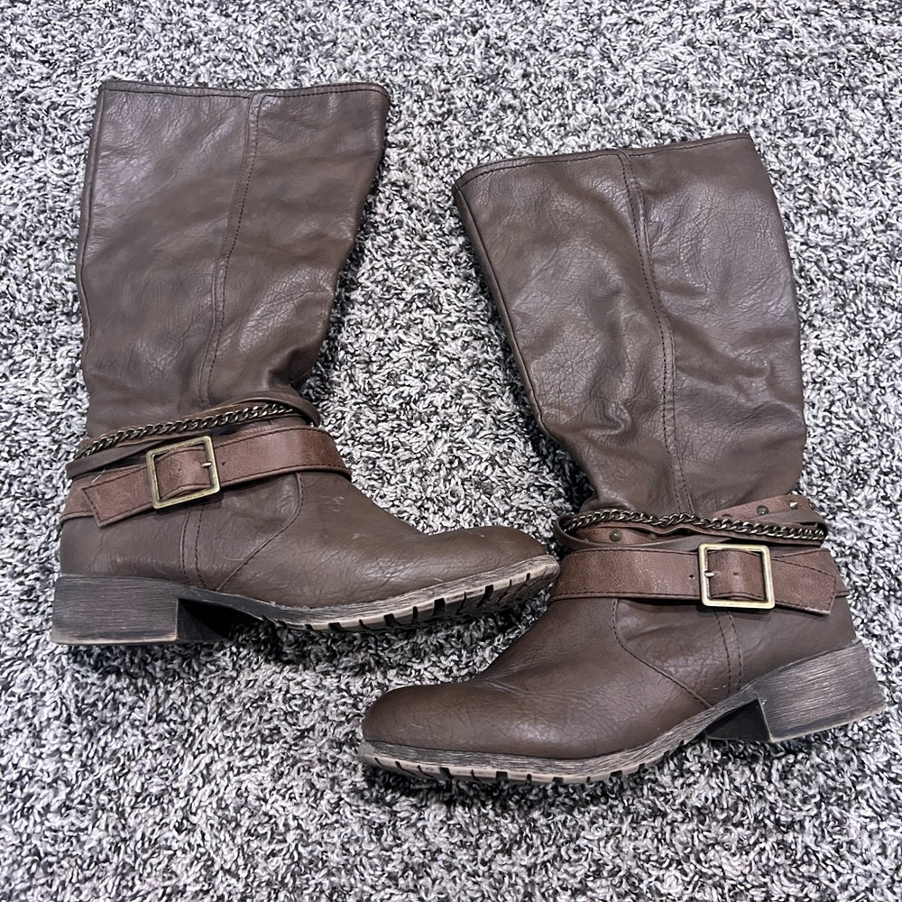 Women’s boots